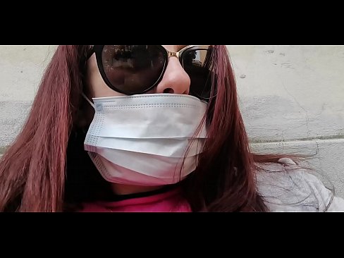 ❤️ Николетта мстит своему соседу и писает в его гараже (Специальный Covid19 Итальянский карантин) ️ Порно видео у нас ❌️❤